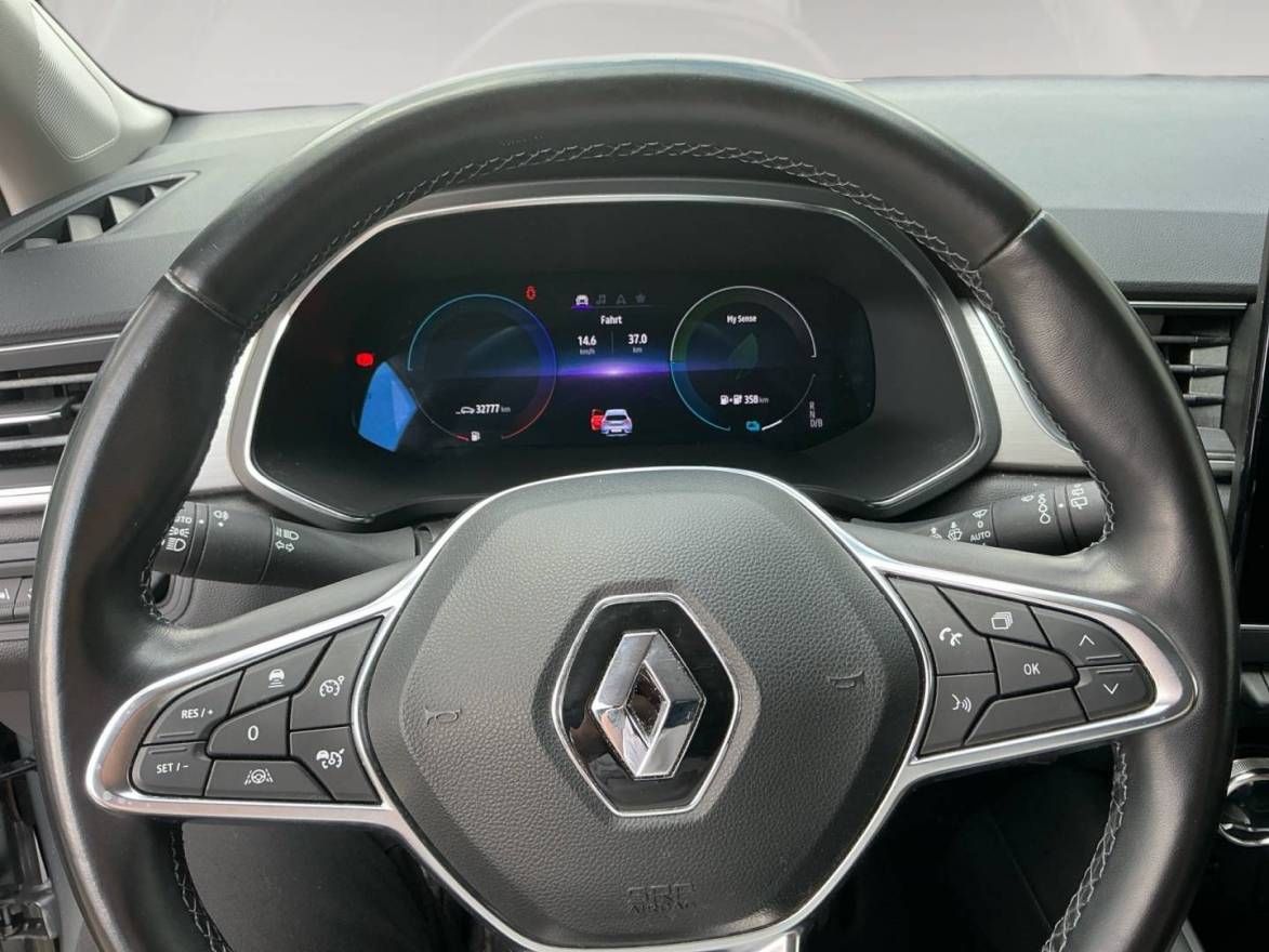 Fahrzeugabbildung Renault CAPTUR INTENS E-TECH Plug-in 160
