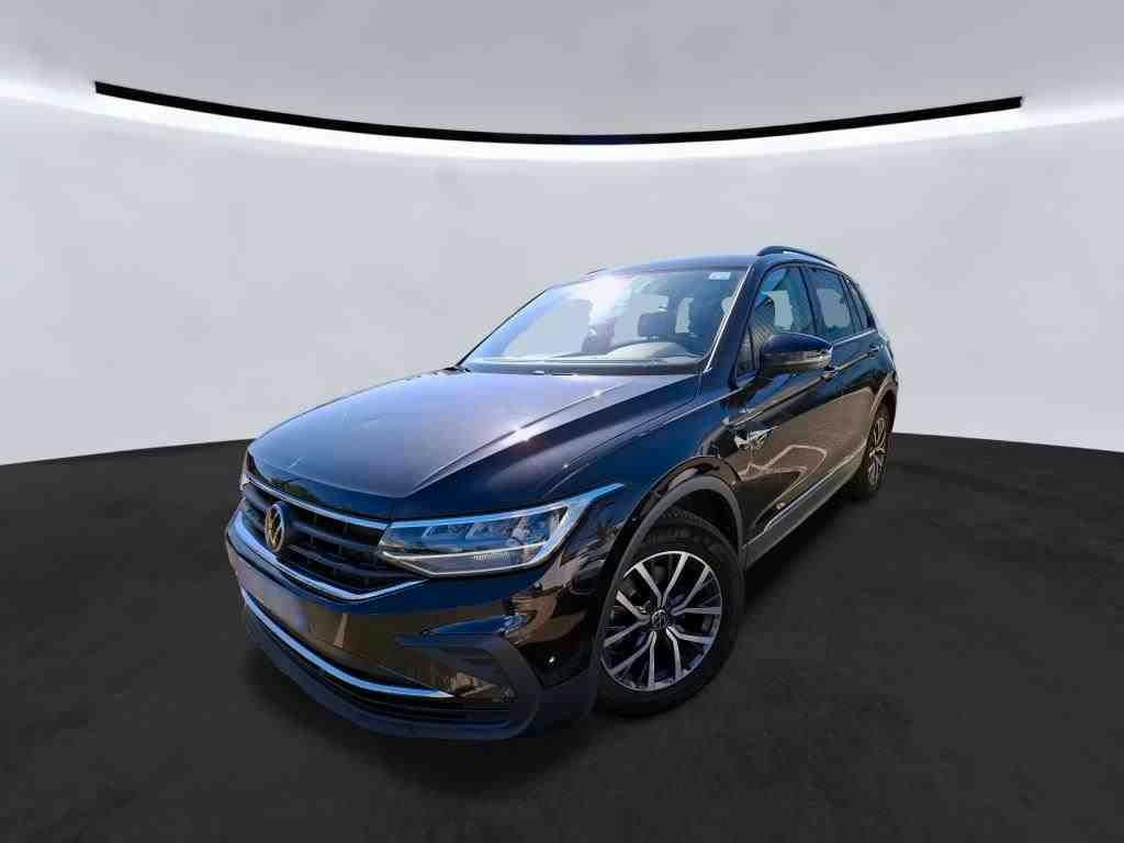 Volkswagen Tiguan Life 2.0TDI DSG LED Navi ACC Kamera Alu