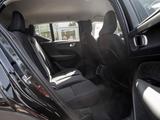 Volvo XC40 T2 Momentum Core - Volvo XC40 Gebrauchtwagen in Hamburg