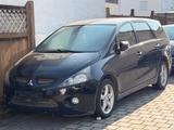Mitsubishi Grandis 2.4 Intense - Mitsubishi Grandis: Van