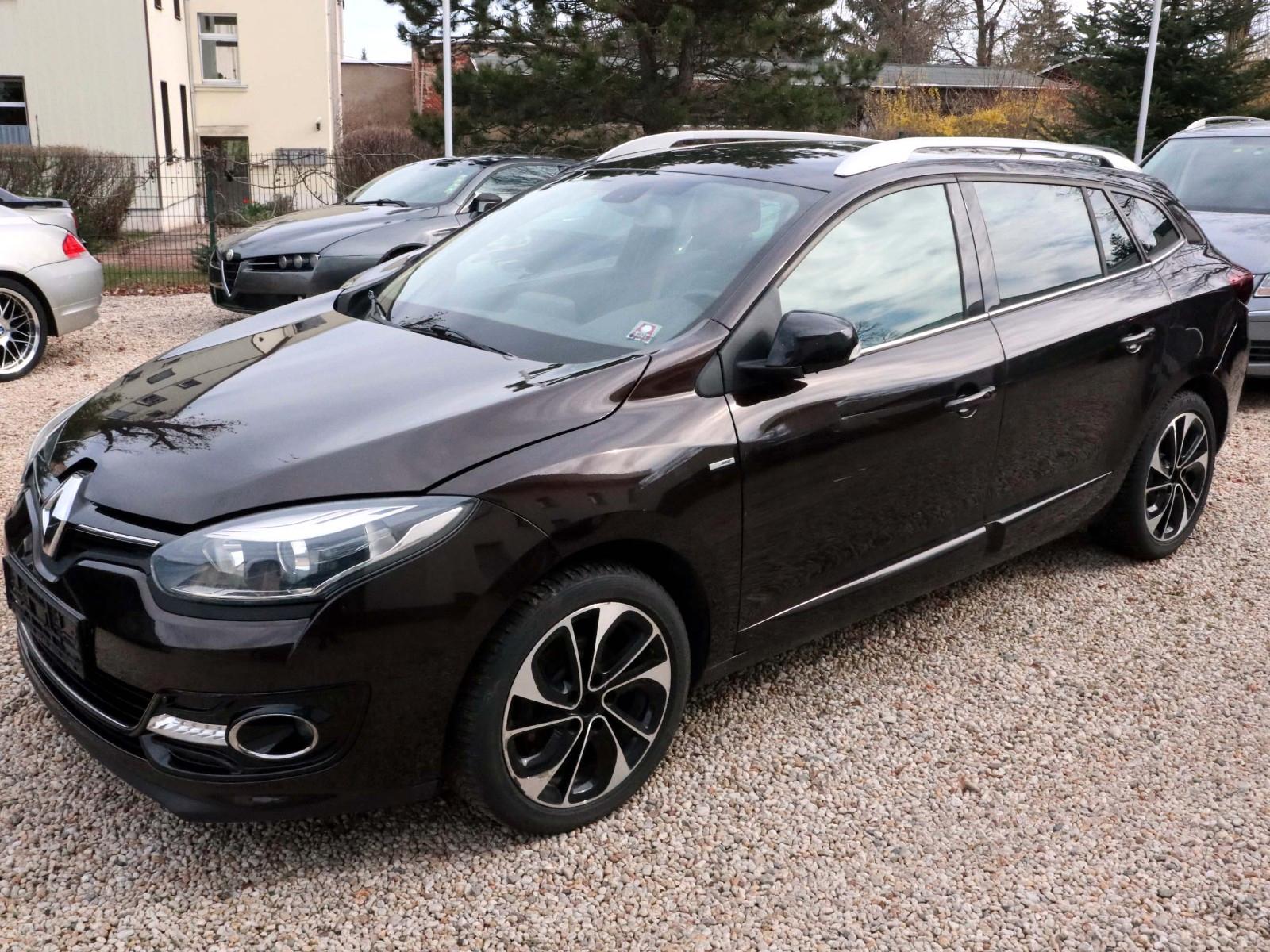 Renault Megane 3 Grandt. BOSE Edition*AHK*Shzg*Klimaaut.
