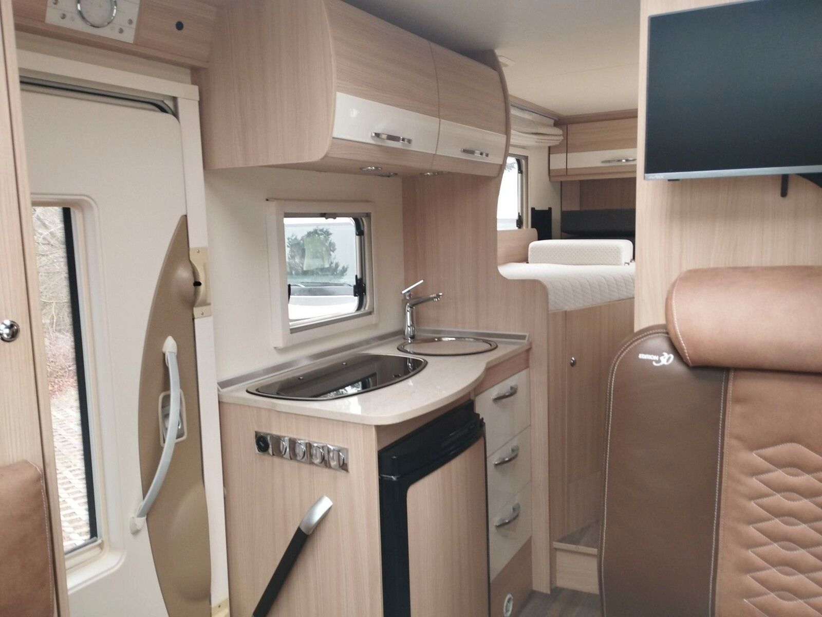 Fahrzeugabbildung Bürstner Travel Van t 620 G Markise, SAT, Lithium