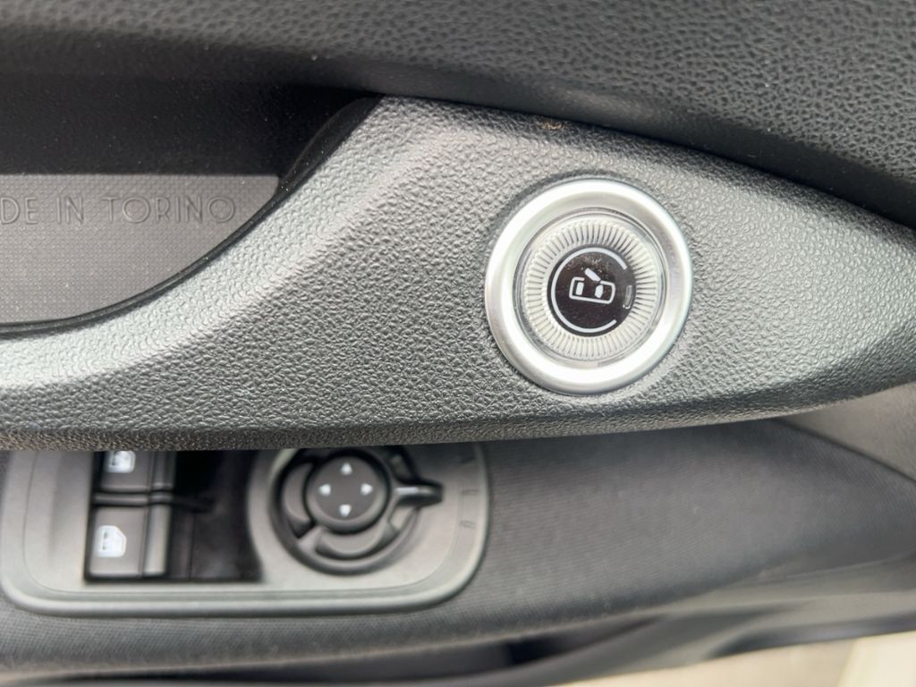 Fahrzeugabbildung Fiat 500e Elektro 42 kwh ALU Apple CarPlay Android Au