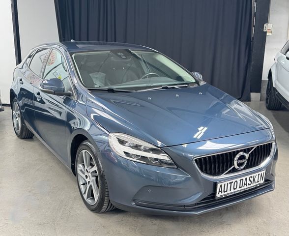 Volvo V40 Momentum*KAMERA*TÜV+AU NEU*1 HAND