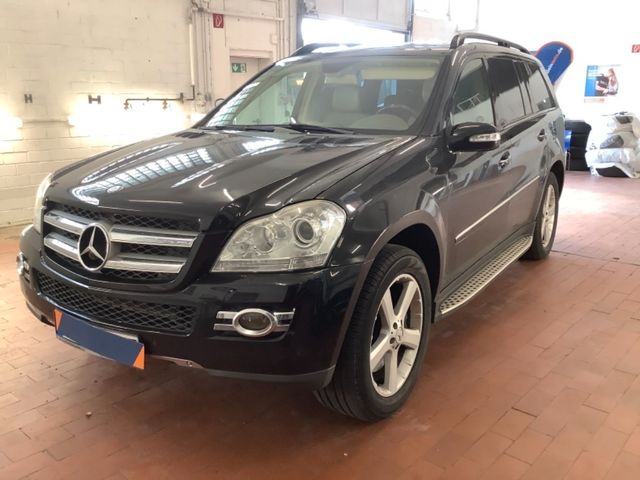 Mercedes-Benz GL 420 4Matic +BI-XENON+AHK+KESSY+PANO+NAVI+SHZ+