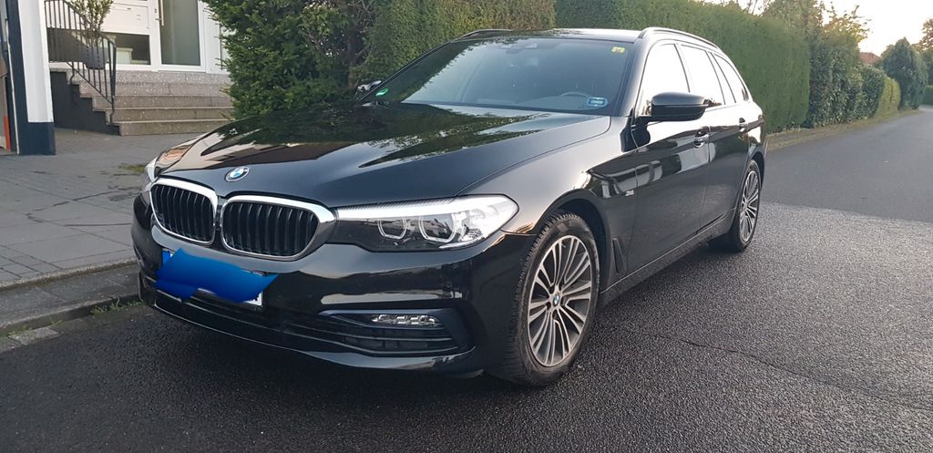 Image of BMW 520