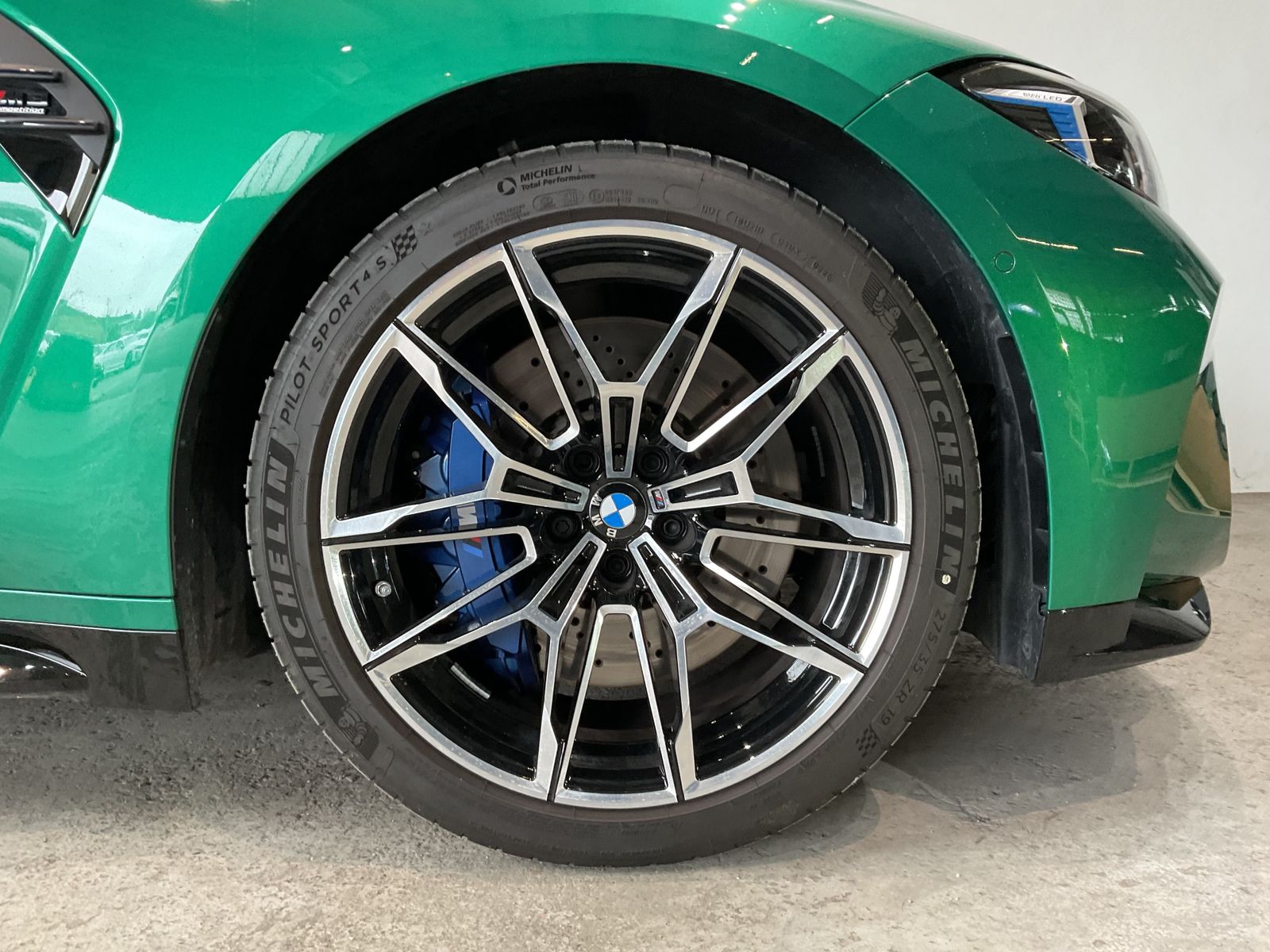 Fahrzeugabbildung BMW M3 Competition M Sportsitze, Harman Kardon, Dach