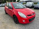 Hyundai i20 Classic * Klima* 8fach * - gebrauchte Hyundai i20 aus dem Jahr 2011