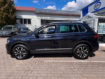 Volkswagen Tiguan - 2
