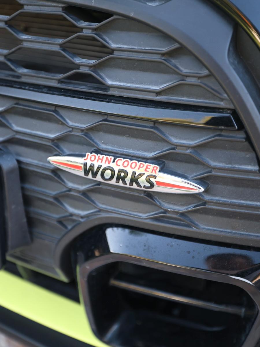 MINI Cooper S Cabrio John Cooper Works 1.Hand,Autom.