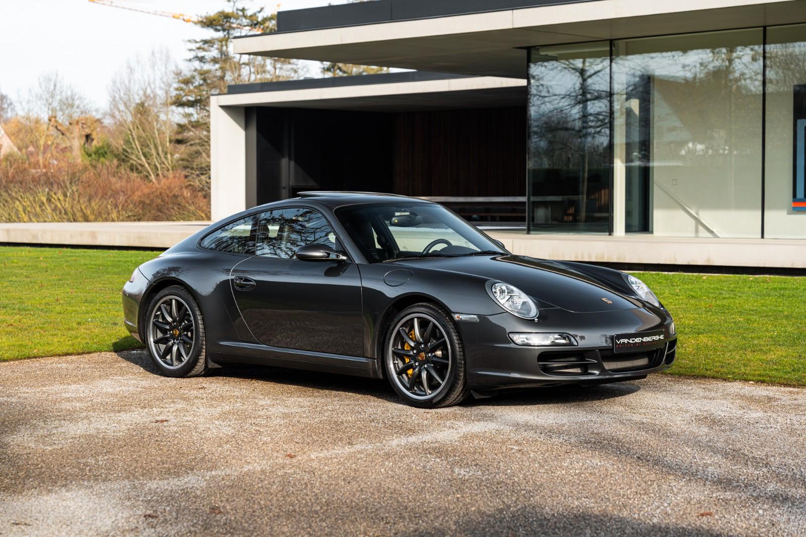 Porsche C4S COUPE/X51/PCCB/MANUAL GEARBOX/ONLY 29500KM