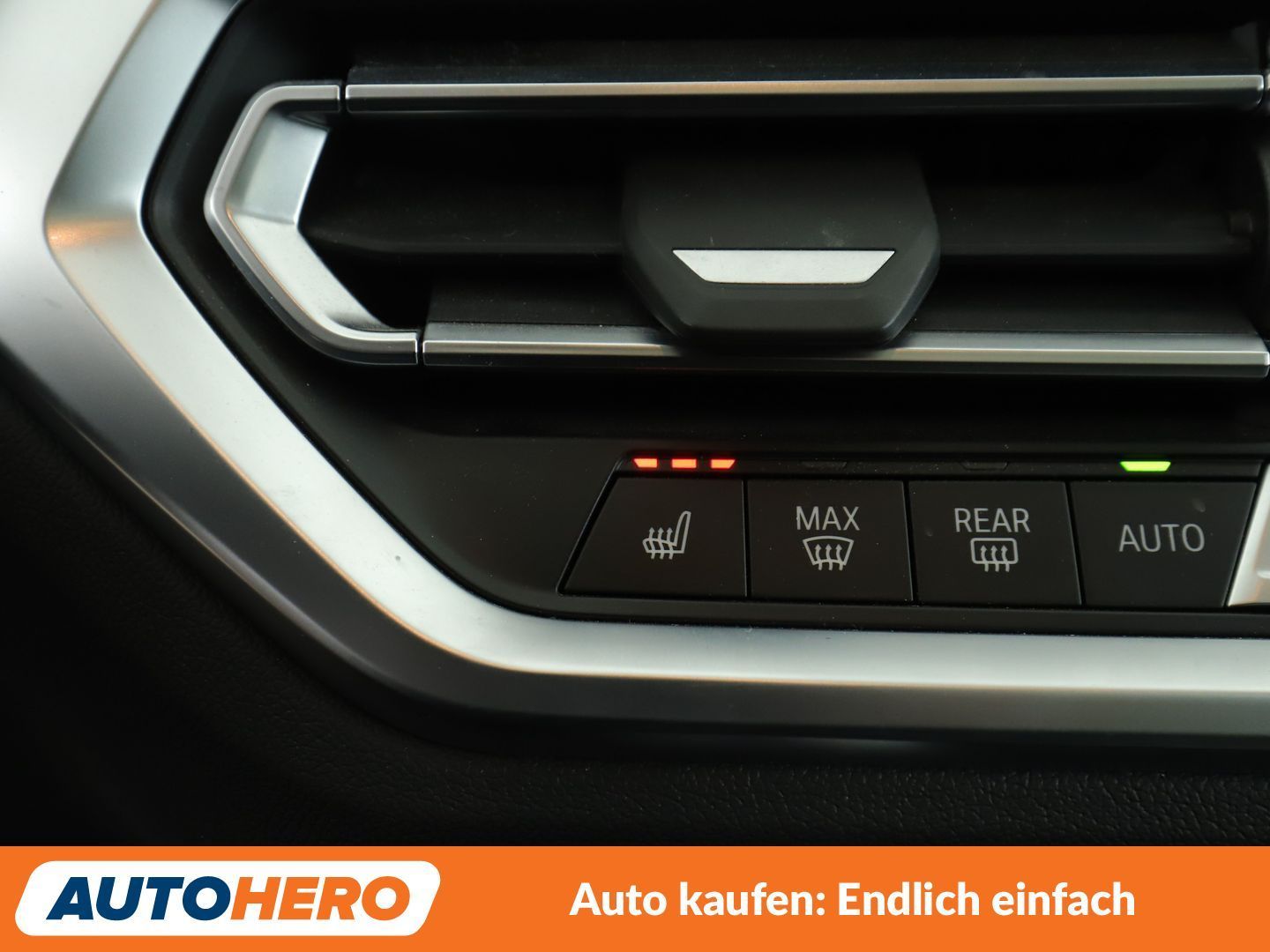 BMW 330i xDrive Luxury Line Aut.*NAVI*LED*PDC*ACC* foto 24