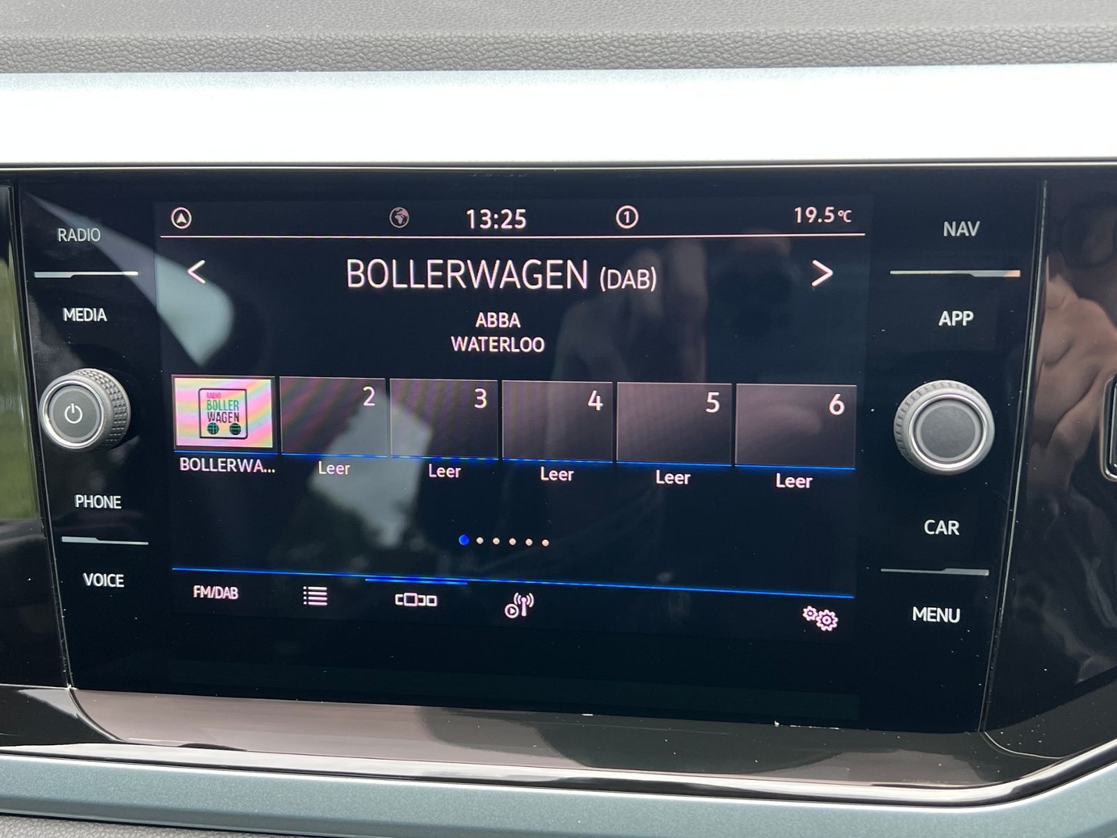 Fahrzeugabbildung Volkswagen Polo GOAL 1.0 TSI DSG *LED, App-Connect, 16"-LM*