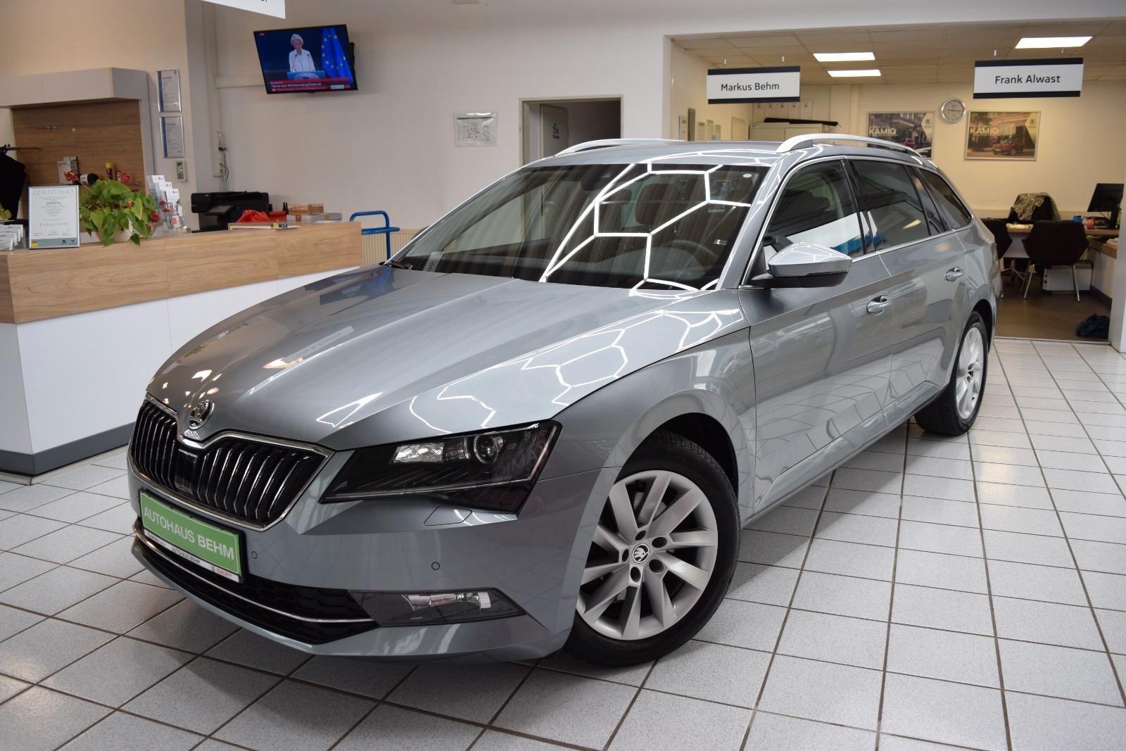 Skoda Superb Combi Style/2.0 TDI 150PS/DSG/AHK