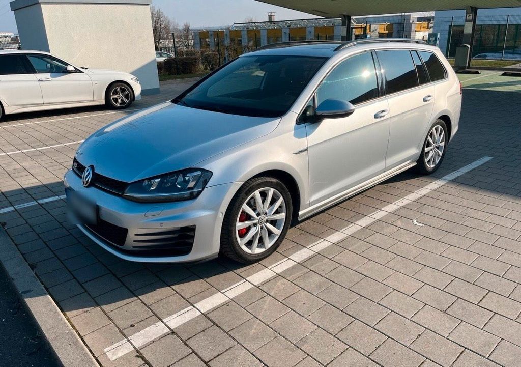 Image of Volkswagen Golf