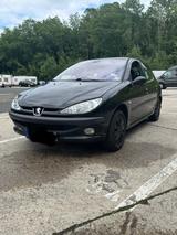 Peugeot 206 1.4 Premium 75 AUTO Premium - Peugeot 206 Premium mit Benzin-Antrieb
