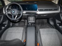 BMW 220 Active Tourer - Vorschau Bild 3