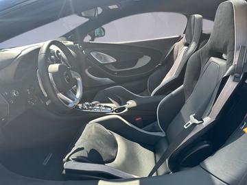  Mclaren GTS photo 8
