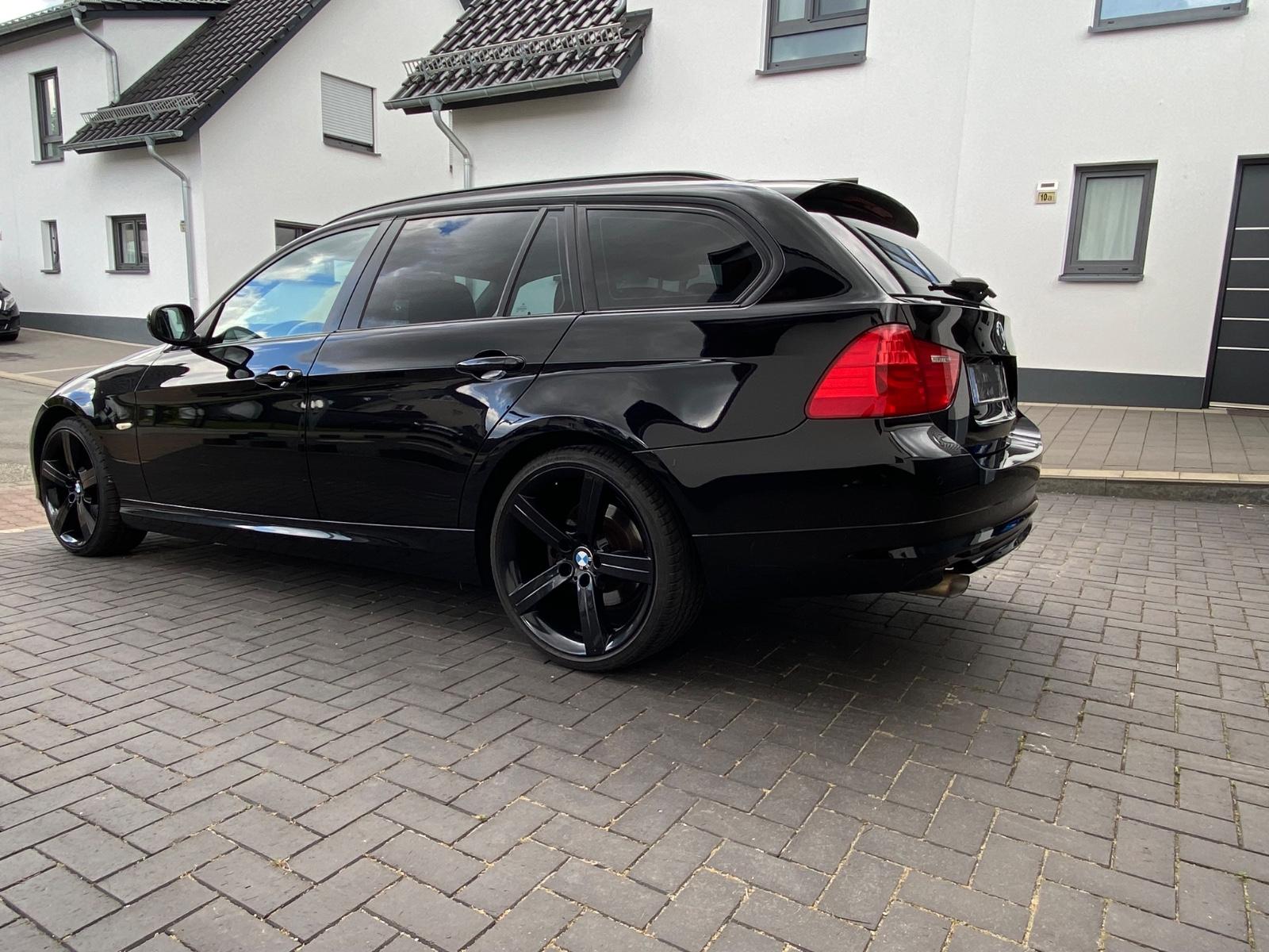BMW 318 2012 — photo 7