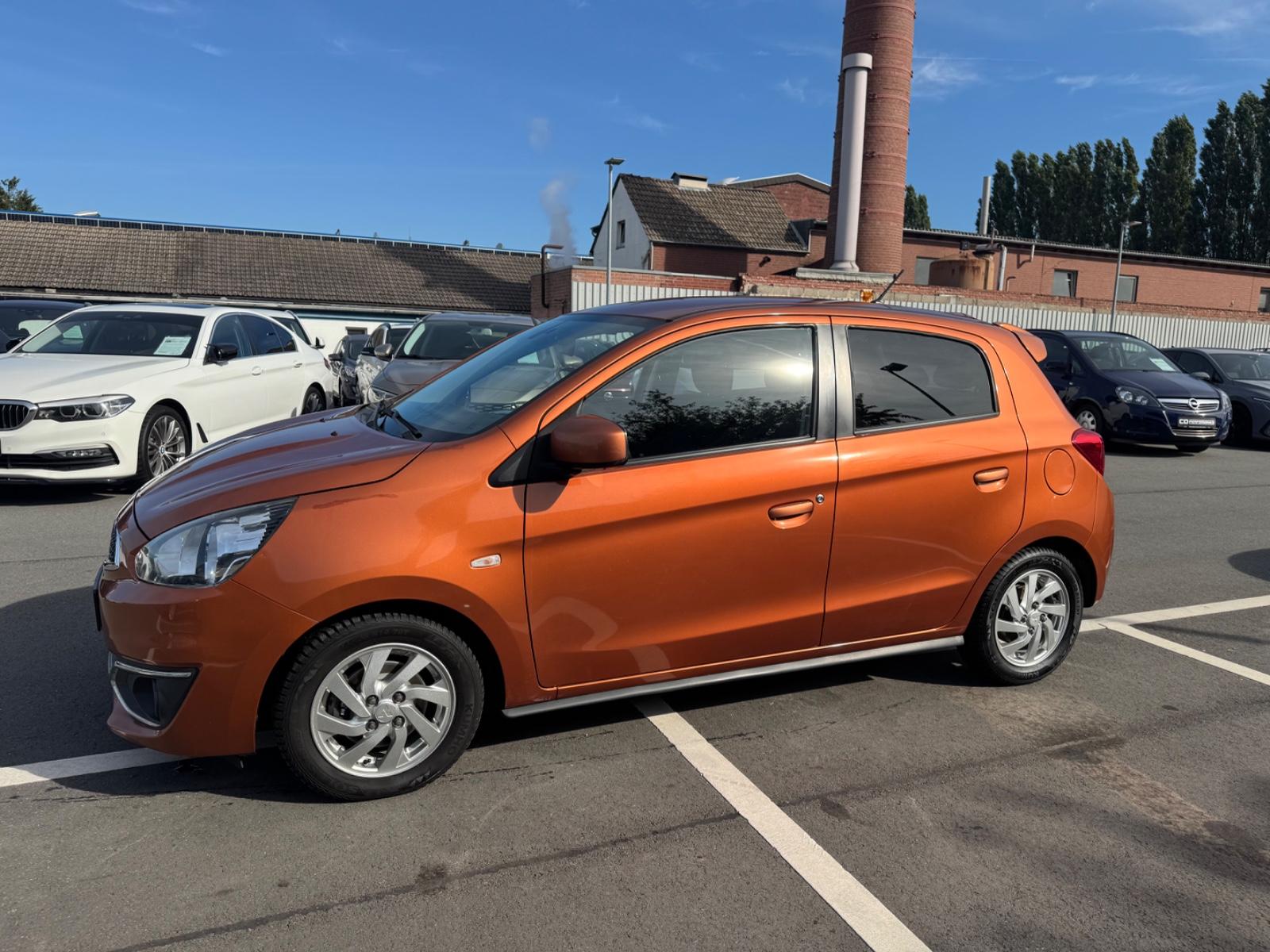 Mitsubishi Space Star Intro *EDITION+*NAVI*5TÜR*ÖL NEU*