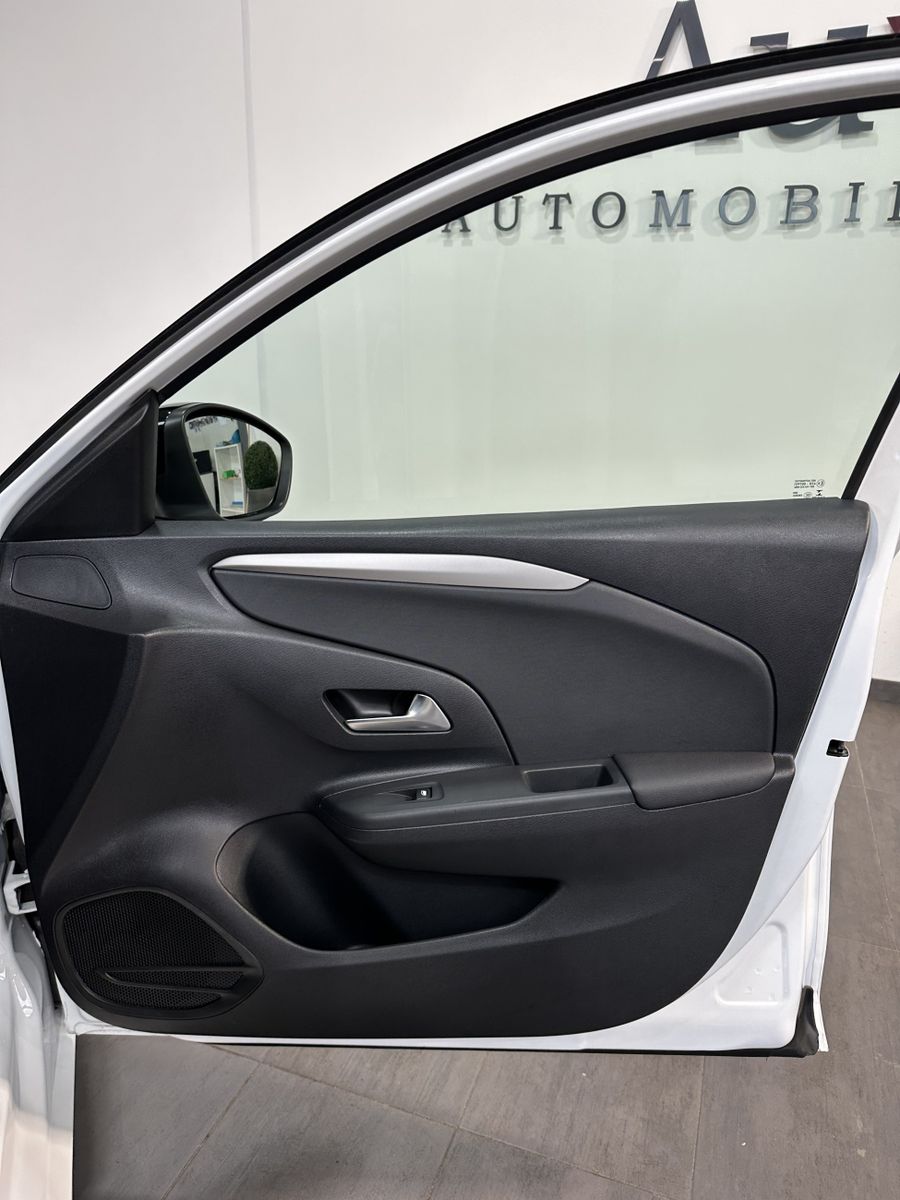 Fahrzeugabbildung Opel Corsa e Edition ALLWETTER+CARPLAY+DAB+1HD+16ZOLL