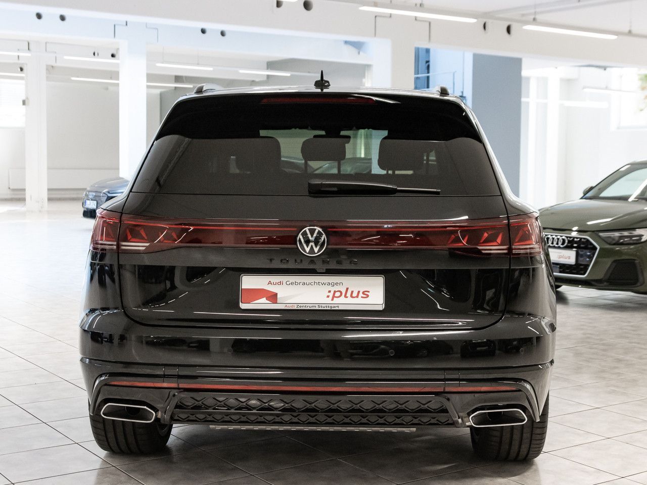 Volkswagen Touareg 3.0 TDI 4Motion R line Head Up Pano 22'' foto 4