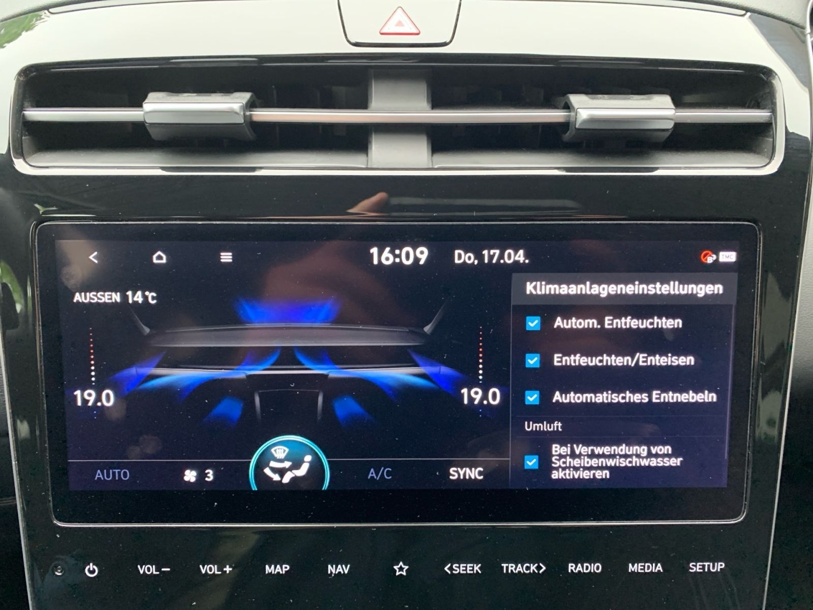 Fahrzeugabbildung Hyundai TUCSON 1.6 CRDi 7-DCT Trend Mild-Hybrid Assi el.