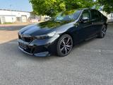 BMW 550 e xDrive M Sport Pro HUD PANO 360 B&W - BMW 550 Jahreswagen