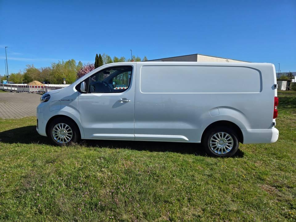 Toyota Proace Electric el.Reichweite(WLTP) 221km