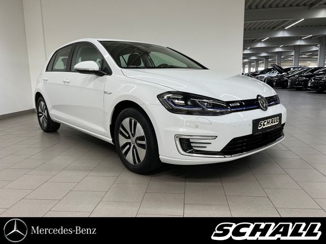 Volkswagen Golf VII e-Golf NAVI+WÄRMEPUMPE+KAMERA+SITZHZG