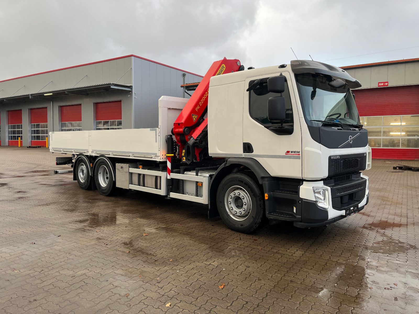 Fahrzeugabbildung Volvo Volvo FE350 6x2 Pritsche Palfinger  PK22002-EH