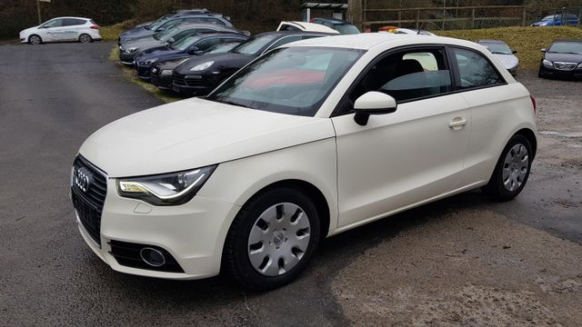 Audi A1 1.2TFSI  ambition Xenon&Alu17z