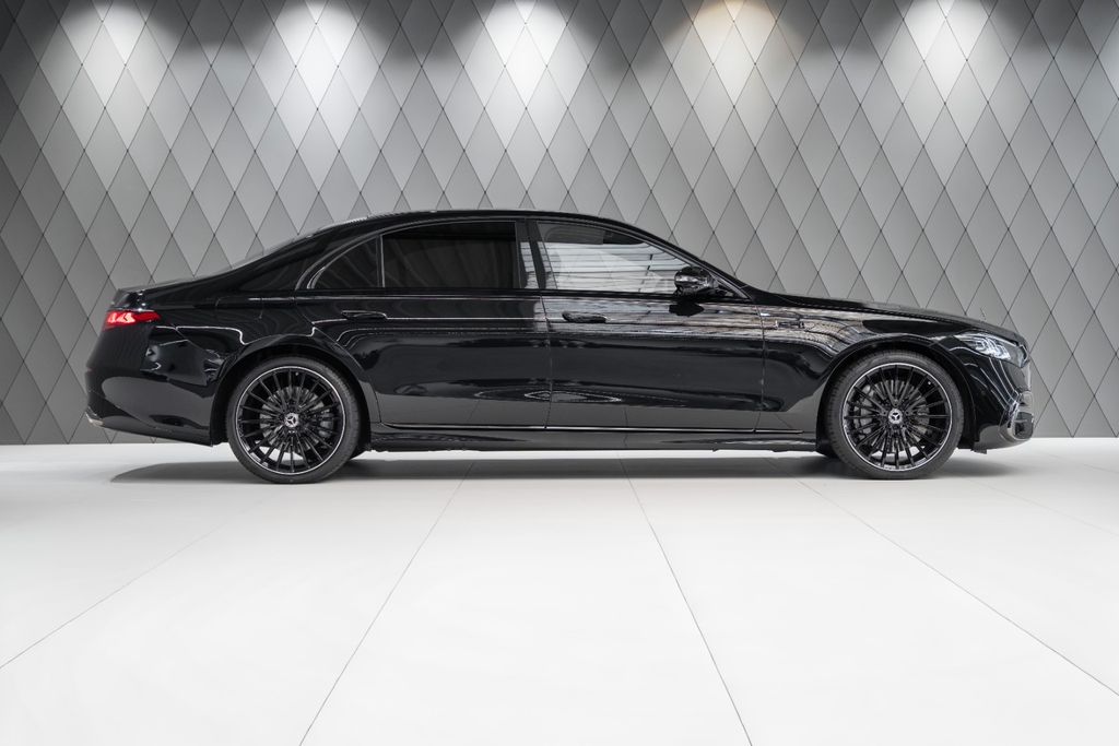 S 580 4M L 2026 NEW MODEL  BLACK/BEIGE AMG STOCK - Bild 3