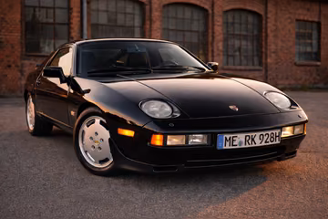 1984 Porsche 928 照片 1