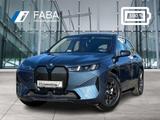 BMW iX xDrive45 HA/KA LED Navi SHZ DAB - BMW iX Jahreswagen