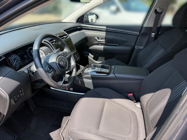 Fahrzeugabbildung Hyundai Tucson Trend Plug-In Hybrid 4WD +LED+SHZ+RFK+PDC