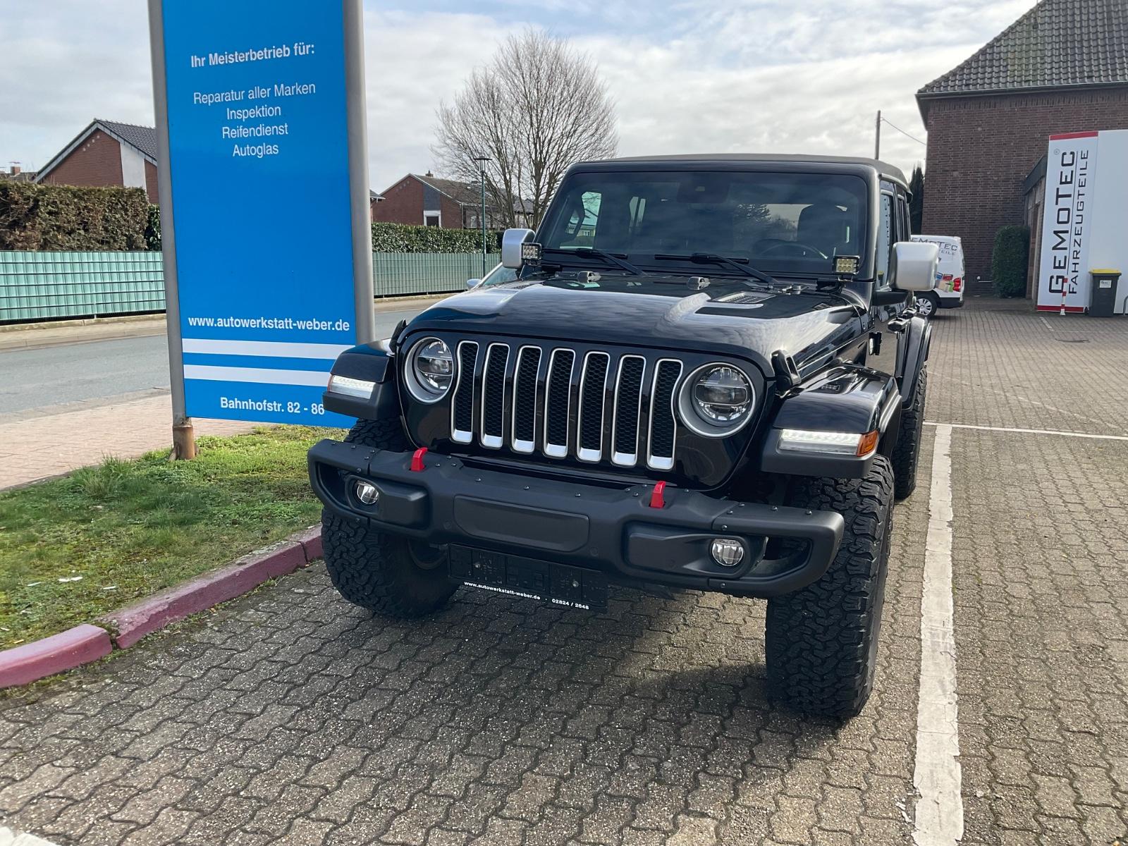 Jeep Wrangler / Wrangler Unlimited Sahara