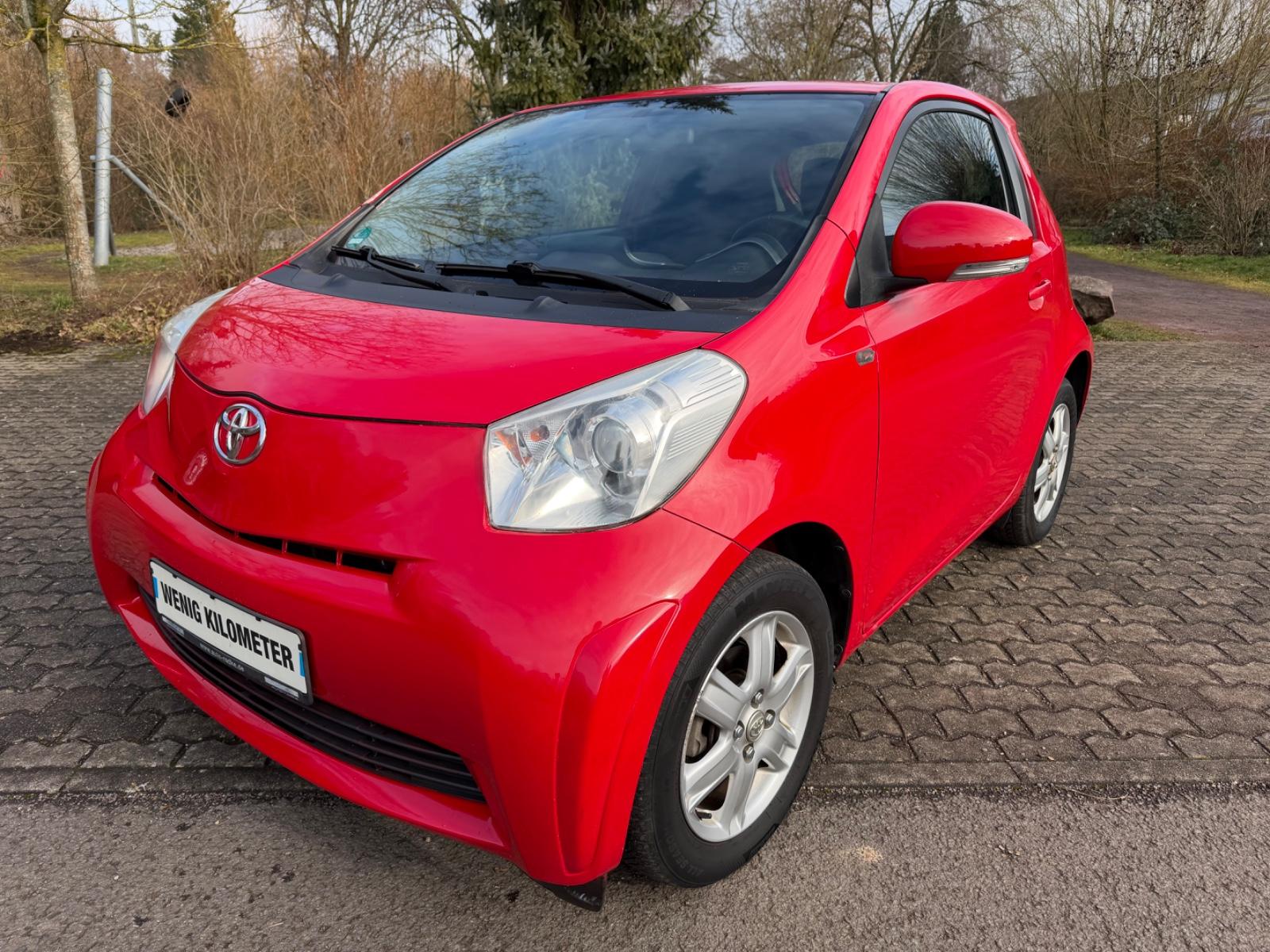 Toyota iQ ALU KLIMA PDC 2. HAND