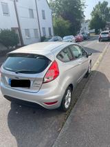 Ford Fiesta1.0*Titanium*Winterpaket*TÜV*Bluetoot - Ford Fiesta aus 2013 mit Benzin-Antrieb: Kleinwagen