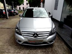 Fahrzeugabbildung Mercedes-Benz B 180+Navi+SHZ+BT+Klima+LM+BC+PDC+