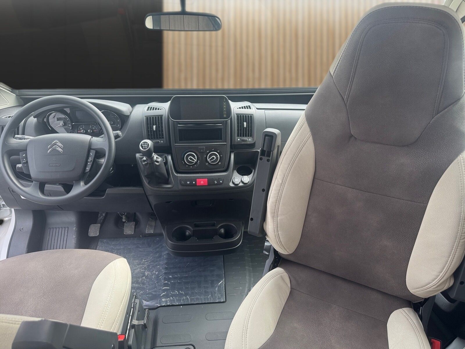 Fahrzeugabbildung Forster T FT669EB 6860,- EUR Sondernachlass / 3,65t