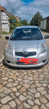 Toyota Yaris Automatik - Toyota Yaris in Magdeburg