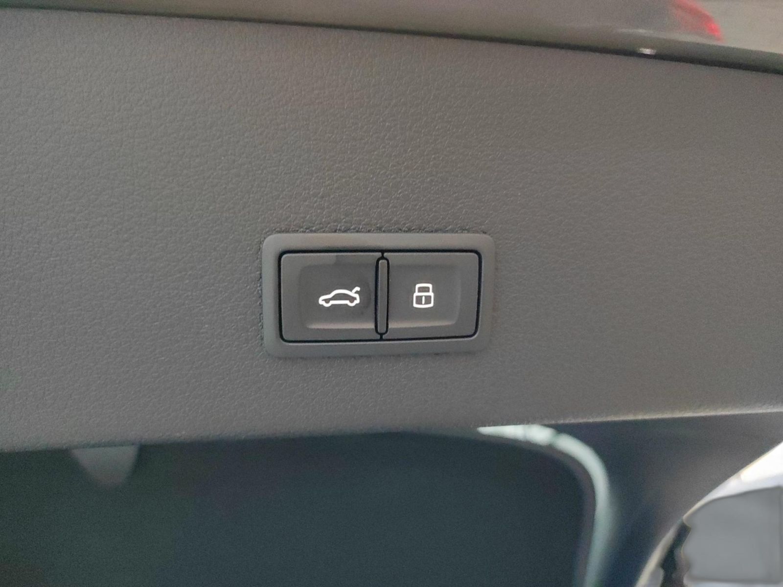 Audi Q8 e-tron - Bild 23