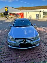 Mercedes-Benz CLC 180 KOMPRESSOR - Frischer  Ölservice - Mercedes-Benz CLC 180: Kompressor