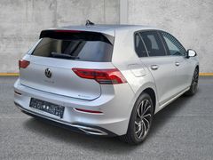 Fahrzeugabbildung Volkswagen Golf VIII 1.4 eHybrid Style