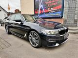 BMW 530 d xDrive M Sport*PANO*HUD*HKS*NAVI*LEDER* - BMW 530 mit Schiebedach