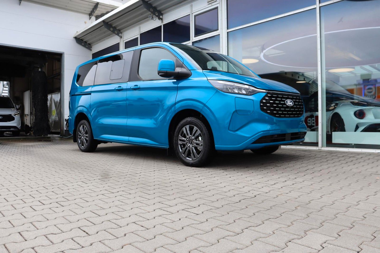 Ford Tourneo Custom Titanium 2.5l PHEV 340 L1 0,0%*