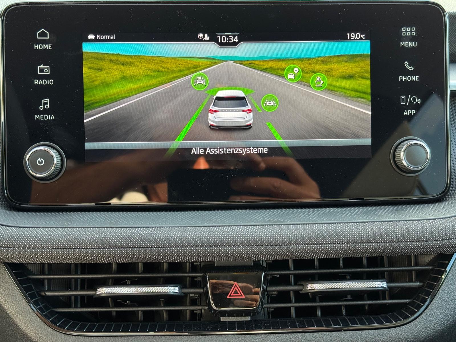 Skoda Fabia Extra Plus 1,0 TSI DSG 2 ZoKlima 2PDC Kame