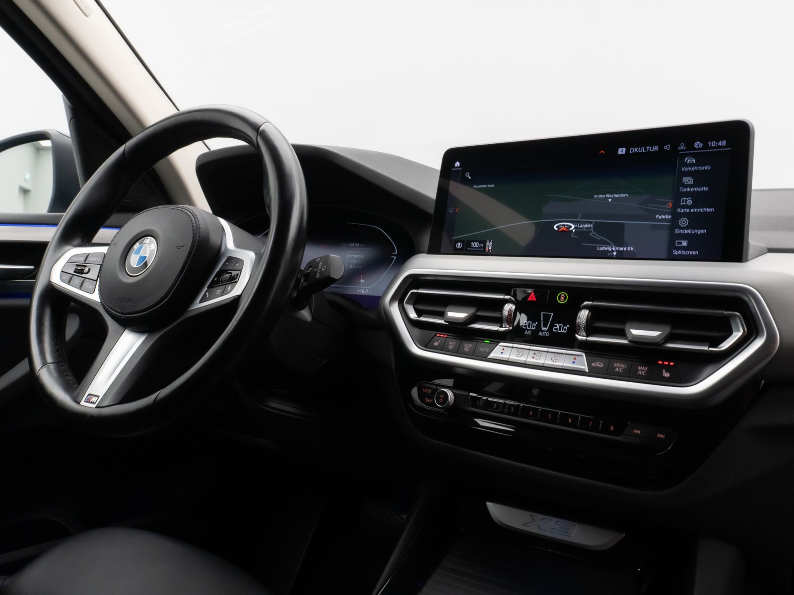 Fahrzeugabbildung BMW X3 xD30d 360°Laser HUD HiFi AHK Komfort Sport