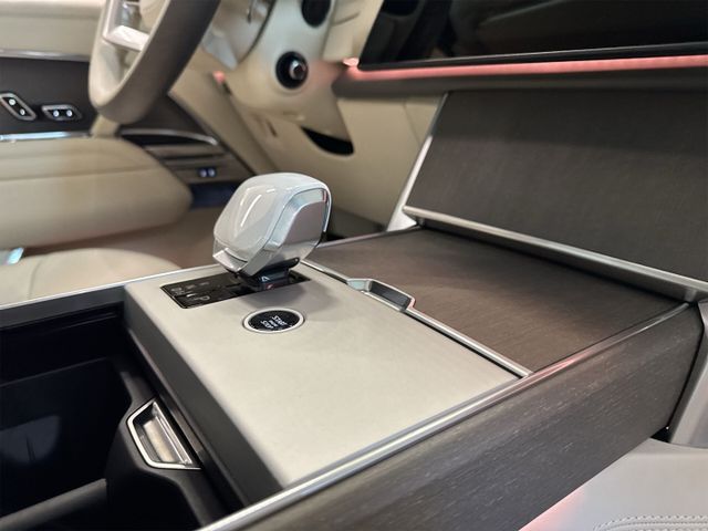 Land Rover Range Rover SV P615+Intrepid+Multimedia+MY25+sof